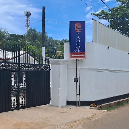 Banco Villa Beruwala Exterior foto